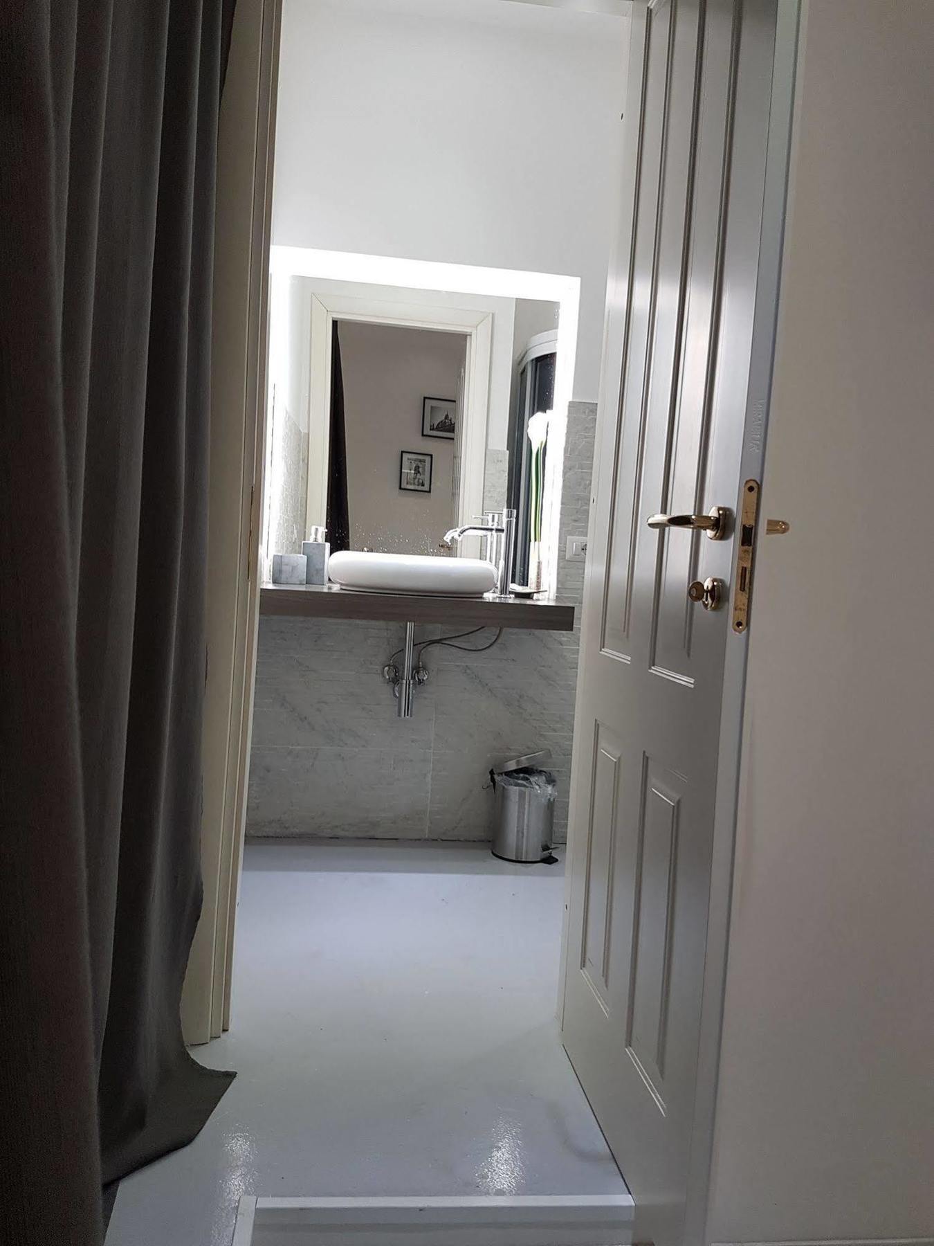 Chain Vatican Suites Rome Extérieur photo